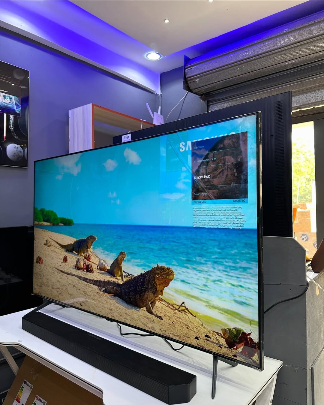 de_ofmark-20260211-0098 Samsung 65” UHD 4K Smart TV — Series 7 - Image 1