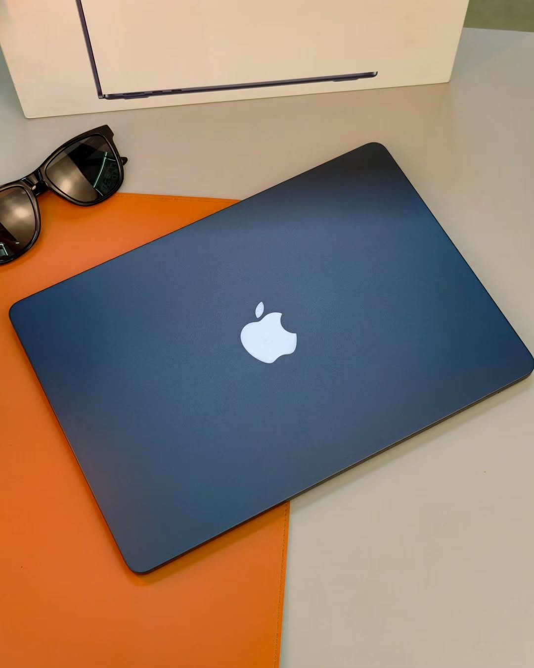 pixelbek.kg-20260210-0043 MacBook Air 13″ – M3, 8GB / 256GB (Used, Perfect Condition, 🔋100% – 7 Cycles, Complete Set) - Image 1