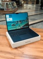MacBook Air 13.6" M3 – 16GB / 256GB (Used, Perfect Condition, 🔋100%)
